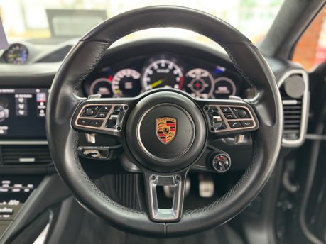 Porsche Cayenne 4.0 V8 E-Hybrid 17.9kWh Turbo S Coupe 5dr Petrol Plug-in Hybrid (680ps) 21