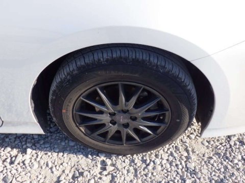 Toyota Prius 1.8 VVT-h Active Hatchback 5dr Petrol Hybrid CVT Euro 6 (s/s) (122 ps) 10