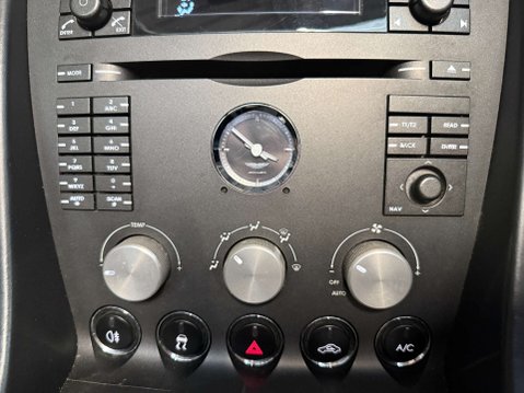 Aston Martin Vantage 4.3 Vantage V8 Auto 2dr ROADSTER 95