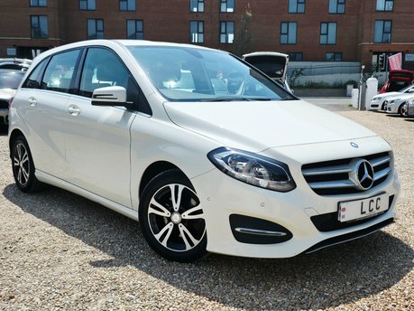 Mercedes-Benz B Class B 200 SE EXECUTIVE.. AUTOMATIC.. STUNNING EXAMPLE.. 1 PREVIOUS KEEPER.. 