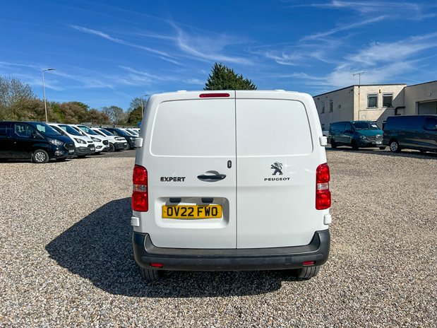 Peugeot Expert MWB L2H1 Low Roof Premium Air Con Sensors EURO 6 NO VAT 7