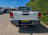 Toyota Hilux Active | 2.4 LT | Extended Cab | Tow Bar | Air Con | EURO 6 7