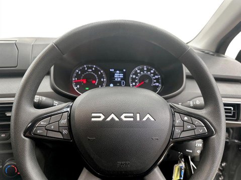 Dacia Jogger 1.0 TCe Essential MPV 5dr Petrol Manual Euro 6 (s/s) (110 ps) 13