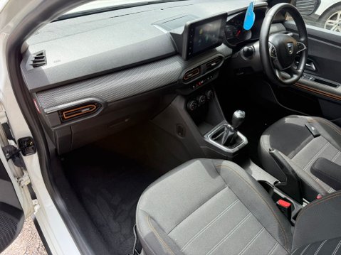 Dacia Sandero Stepway 1.0 TCe Comfort Hatchback 5dr Petrol Manual Euro 6 13