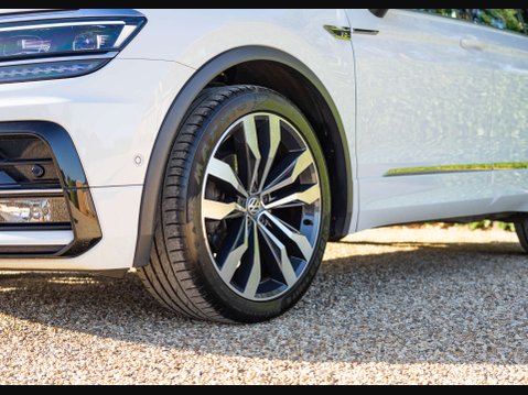 Volkswagen Tiguan 2.0 Tiguan SEL TSi 4Motion Semi-Auto 4WD 5dr 34