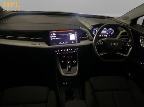 Audi Q4 35 Sport SUV 5dr Electric Auto 55kWh (170 ps) Air Con 18