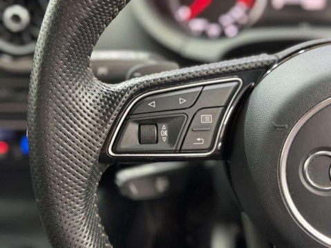 Audi A3 1.5 TFSI CoD 35 Black Edition Sportback 5dr Petrol S Tronic Euro 6 (s/s) (1 28