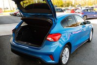 Ford Focus TITANIUM 37