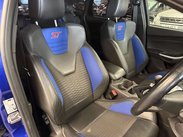 Ford Focus 2.0T EcoBoost ST-2 Euro 5 (s/s) 5dr 12