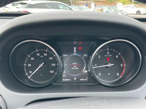 Land Rover Discovery Sport 2.0 TD4 HSE Auto 4WD Euro 6 (s/s) 5dr 30
