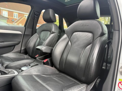 Audi Q3 2.0 TDI S line S Tronic quattro Euro 5 (s/s) 5dr 60