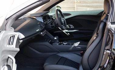 Audi R8 V10 Plus Spyder 15