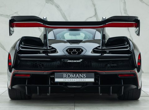 McLaren Senna 13