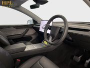 Tesla Model Y 84.7kWh Long Range SUV 5dr Electric Auto RWD (298 ps) 12