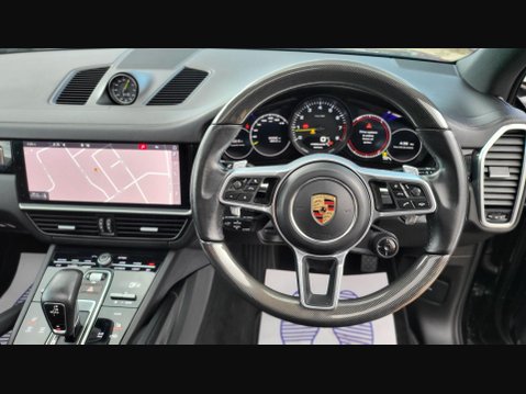 Porsche Cayenne V6 37