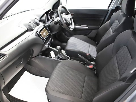 Suzuki Swift 1.2 Dualjet 83 12V Hybrid SZ5 5dr Auto 11