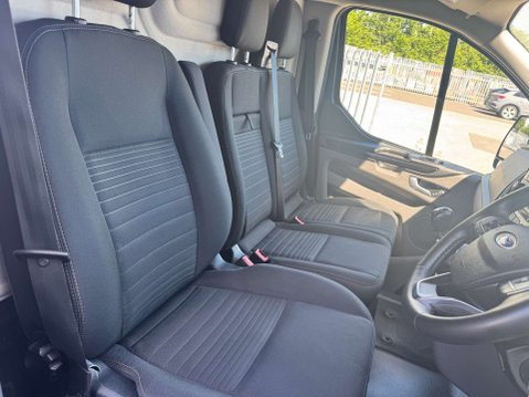 Ford Transit Custom 2.0 300 EcoBlue Limited Panel Van 5dr Diesel Manual L1 H1 Euro 6 (s/s) (130 26