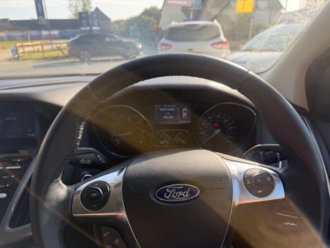 Ford Focus 1.6 TDCi Titanium X Euro 5 (s/s) 5dr 11