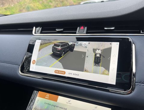 Land Rover Range Rover Evoque 1.5 Range Rover Evoque R-Dynamic SE P300e Auto 4WD 5dr 42