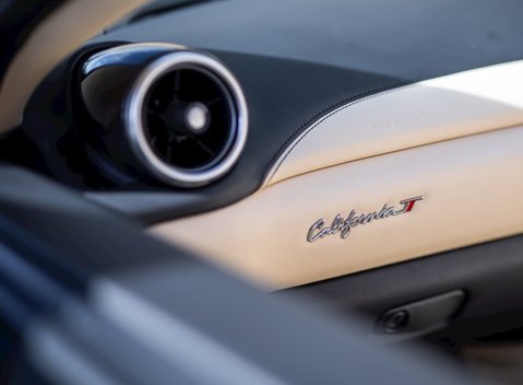 Ferrari California 21