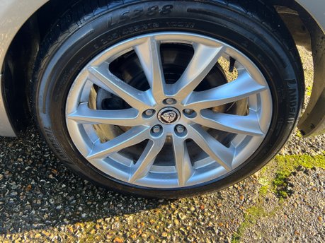 Jaguar XF D PREMIUM LUXURY 17