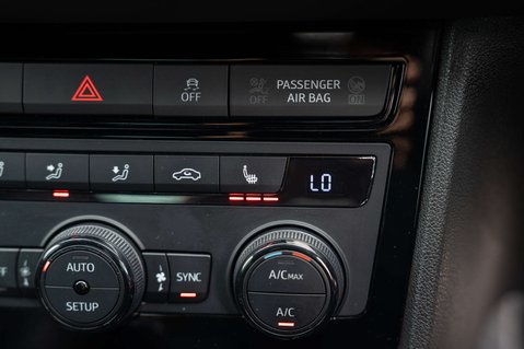 SEAT Leon 2.0 Leon Cupra Luxury 290 TSi Semi-Auto 5dr 64