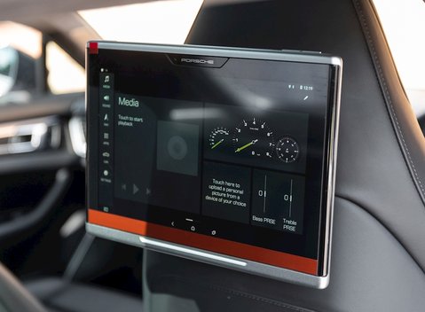 Porsche Panamera Turbo S E-Hybrid Sport Turismo 15