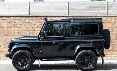 Land Rover Defender 90 XS T40S 2