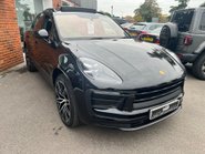 Porsche Macan PDK 11
