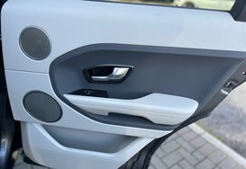 Land Rover Range Rover Evoque 2.2 SD4 PURE TECH PANORAMIC ROOF 23