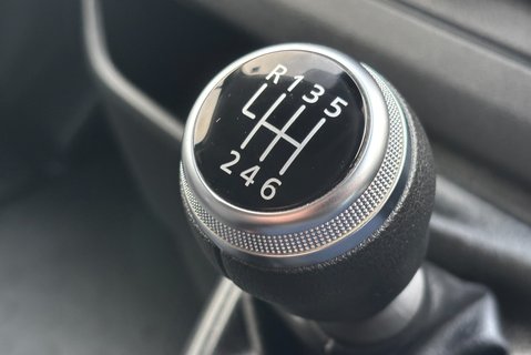 Renault Trafic SL28 Business Plus 130 ps dCi - Twin Side Loading Doors 39