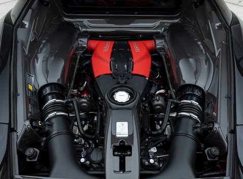 Ferrari F8 Tributo 24