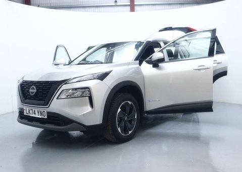 Nissan X-Trail 1.5 h e-POWER Acenta Premium SUV 5dr Petrol Hybrid Auto e-4ORCE Euro 6 (s/s 55