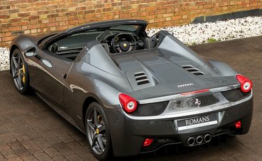 Ferrari 458 Spider 11