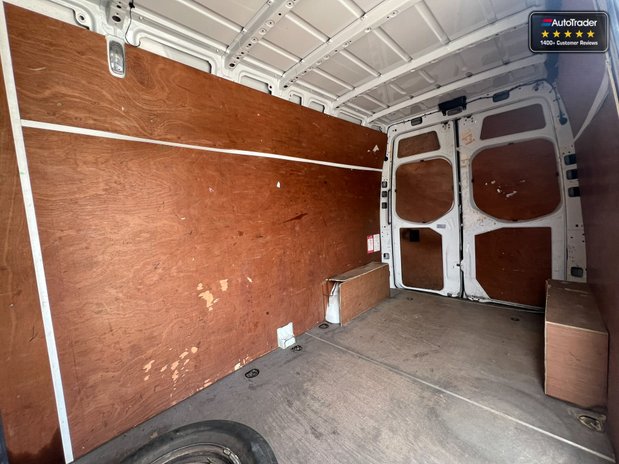 Mercedes-Benz Sprinter MWB L2H3 High Roof CDi FWD Cruise Control EURO 6 NO VAT 12