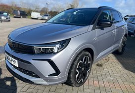 Vauxhall Grandland 1.5 Turbo D Ultimate Auto 11