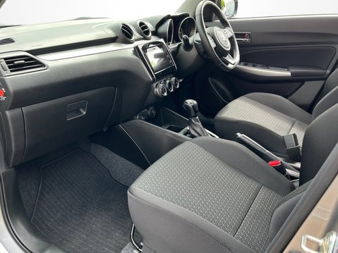 Suzuki Swift 1.2 Dualjet 83 12V Hybrid SZ5 5dr Auto 2