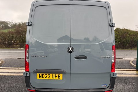 Mercedes-Benz Sprinter 315 Cdi Premium 9g-Tronic Mwb Lr Panel Van 12