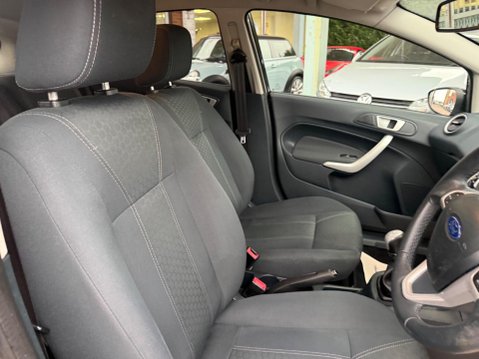 Ford Fiesta 1.6 TDCi ECOnetic DPF Titanium 5dr 13