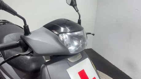 Peugeot Tweet GT 2022 9K RUNS GREAT EASY LIGHT PROJECT BIKE SCOOTER 125CC 10