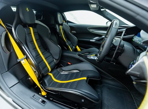 Ferrari SF90 Stradale 11