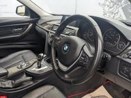 BMW 3 Series 320D LUXURY 19