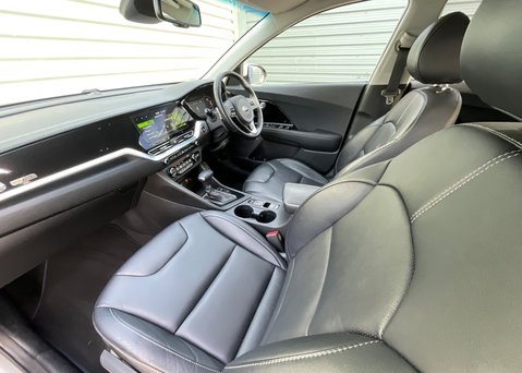 Kia Niro 4 11