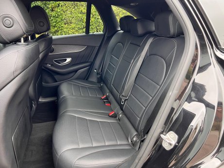 Mercedes-Benz GLC 2.1 GLC250d AMG Line G-Tronic 4MATIC Euro 6 (s/s) 5dr 35