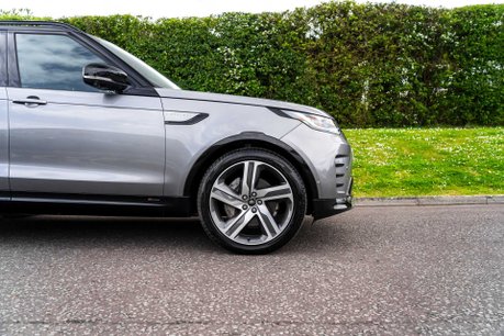 Land Rover Discovery R-DYNAMIC HSE MHEV. 7 SEATS. ELECTRIC TOWBAR. OPENING PANO ROOF. 22S. 4