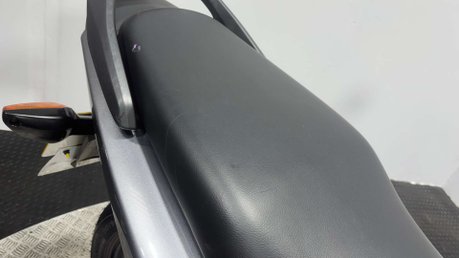 Honda CB 2021 17k NEW MOT GREAT CONDITION 125CC LEARNER BIKE CBF125 13