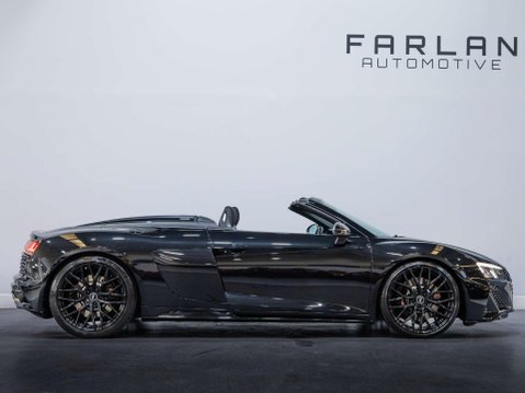 Audi R8 5.2 FSI V10 Spyder 2dr Petrol S Tronic quattro Euro 6 (s/s) (570 ps) 28