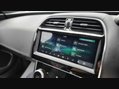 Jaguar XE R-DYNAMIC S 27