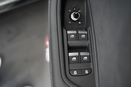 Audi RS4 2.9 TFSI V6 Vorsprung Estate 5dr Petrol Tiptronic quattro Euro 6 (s/s) (450 21