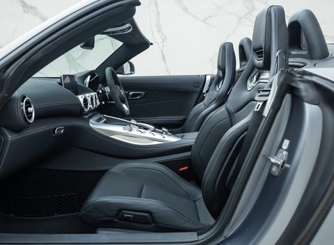 Mercedes-Benz Amg GT C Roadster 19